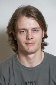 RÄzvan HĂźncu